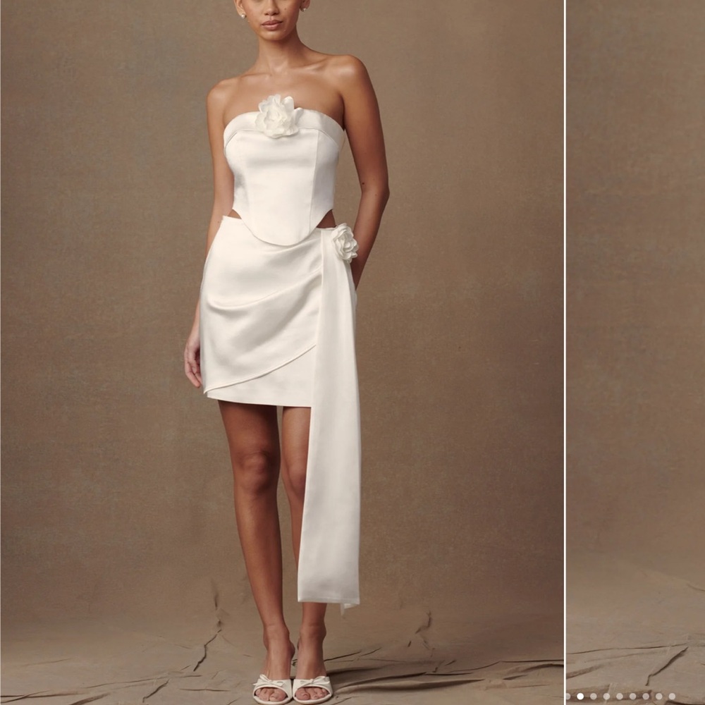 White two piece set with floral detail - brand new with tags